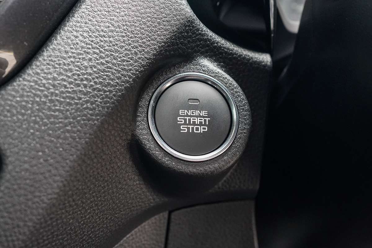 2025 Isuzu D-MAX BLADE 4X4