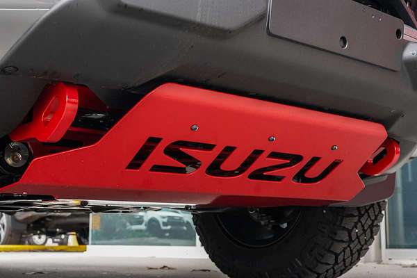 2025 Isuzu D-MAX BLADE 4X4