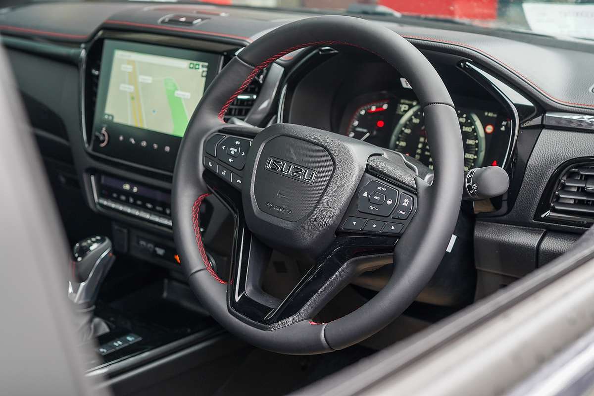 2025 Isuzu D-MAX X-TERRAIN 4X4