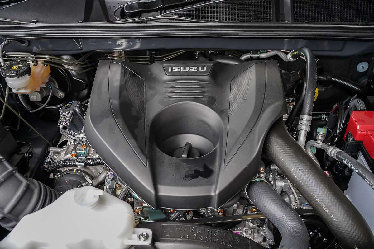 2025 Isuzu D-MAX X-TERRAIN 4X4