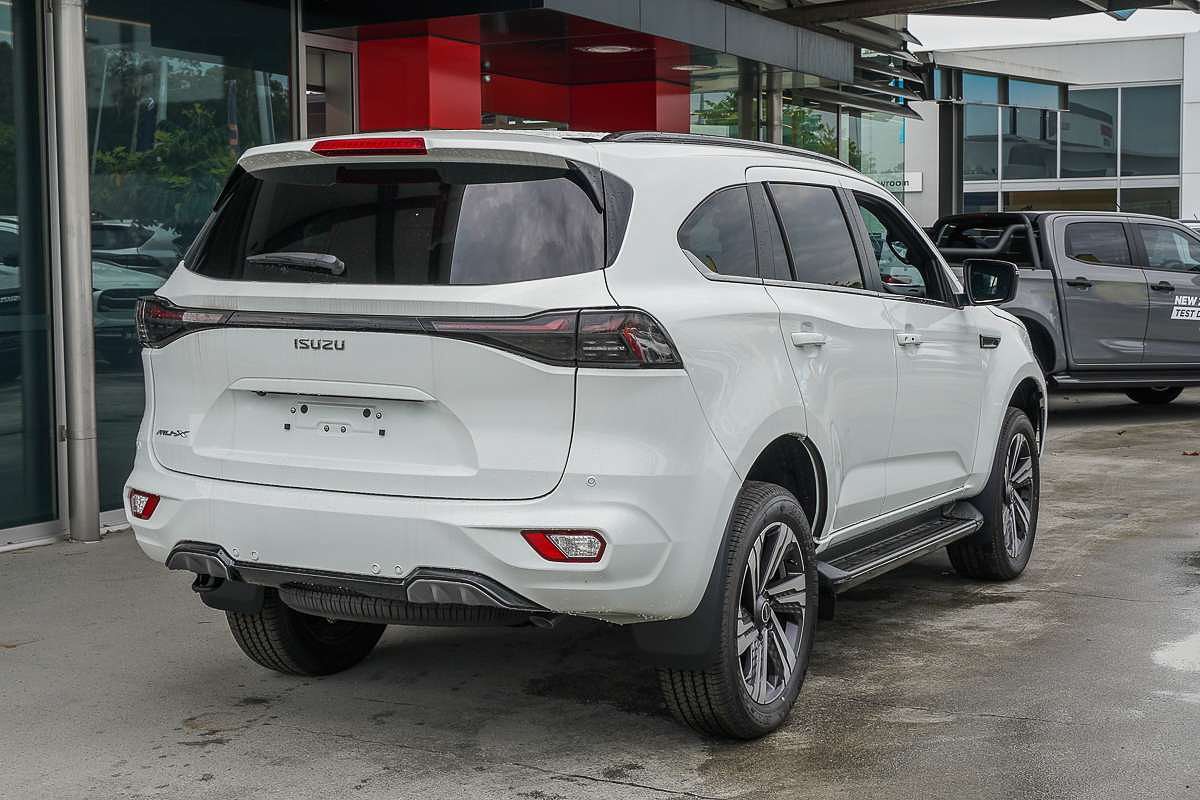 2025 Isuzu MU-X LS-T