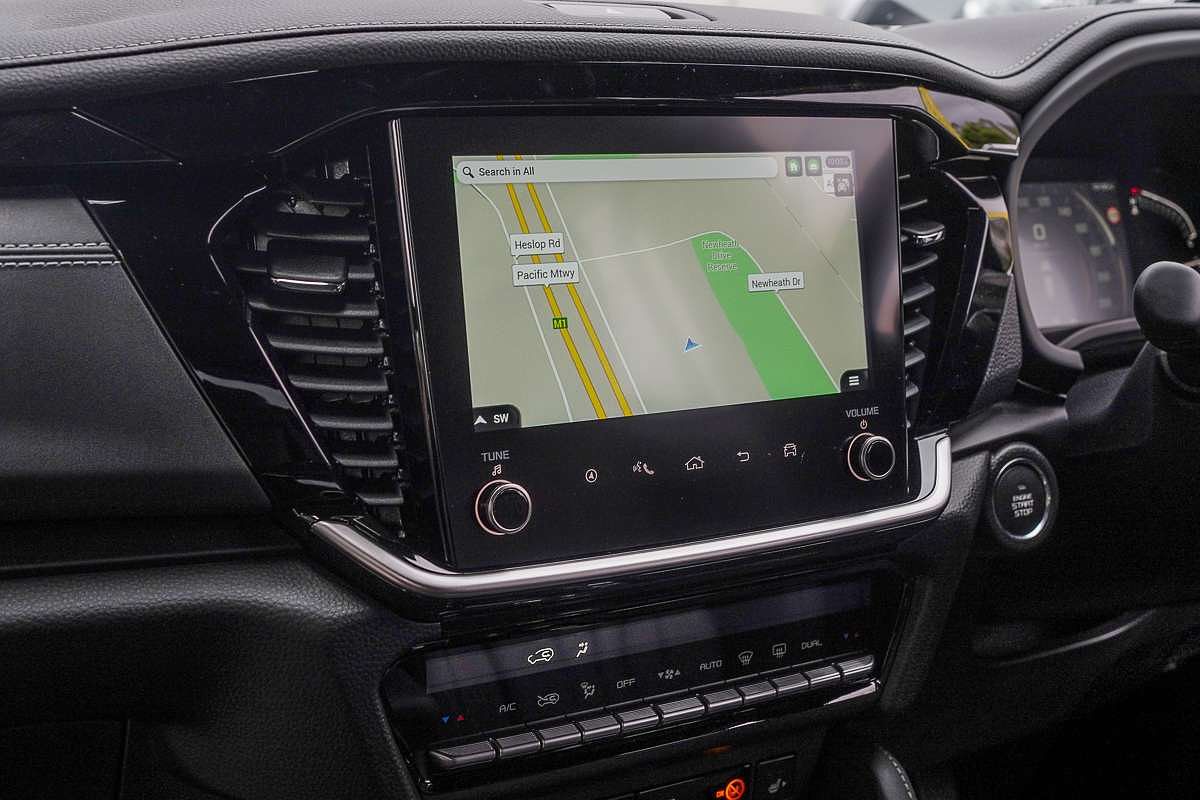 2025 Isuzu MU-X LS-T