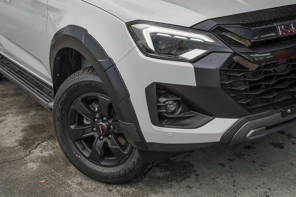 2025 Isuzu D-MAX X-TERRAIN 4X4