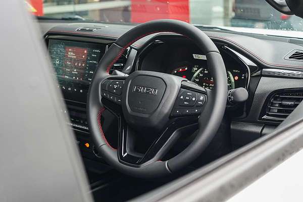 2025 Isuzu D-MAX X-TERRAIN 4X4