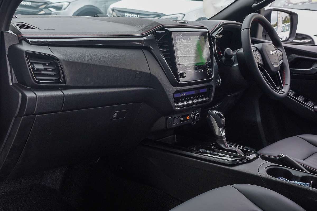 2025 Isuzu D-MAX X-TERRAIN 4X4
