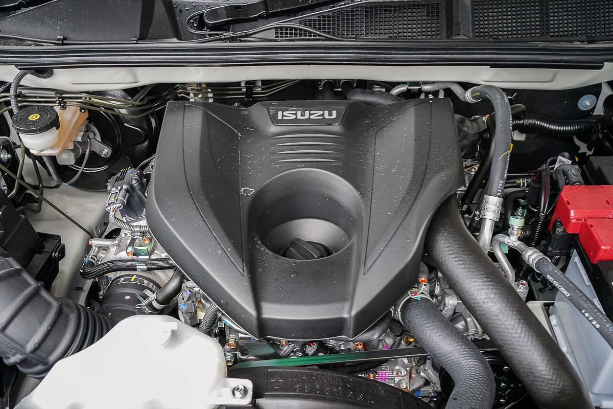 2025 Isuzu D-MAX X-TERRAIN 4X4