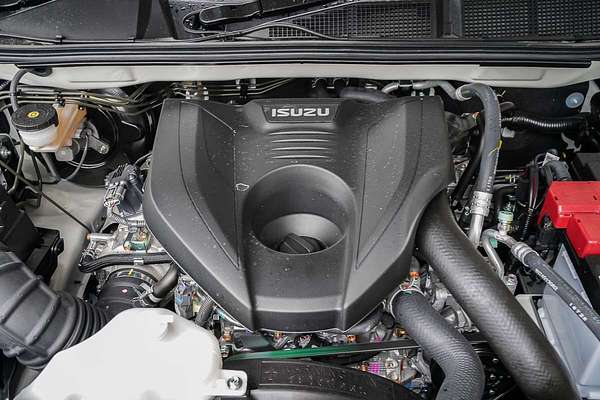 2025 Isuzu D-MAX X-TERRAIN 4X4