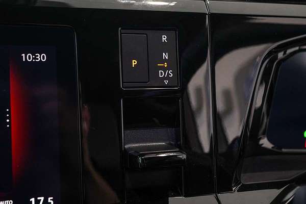 2025 Volkswagen Multivan TDI360 Life T7 SWB