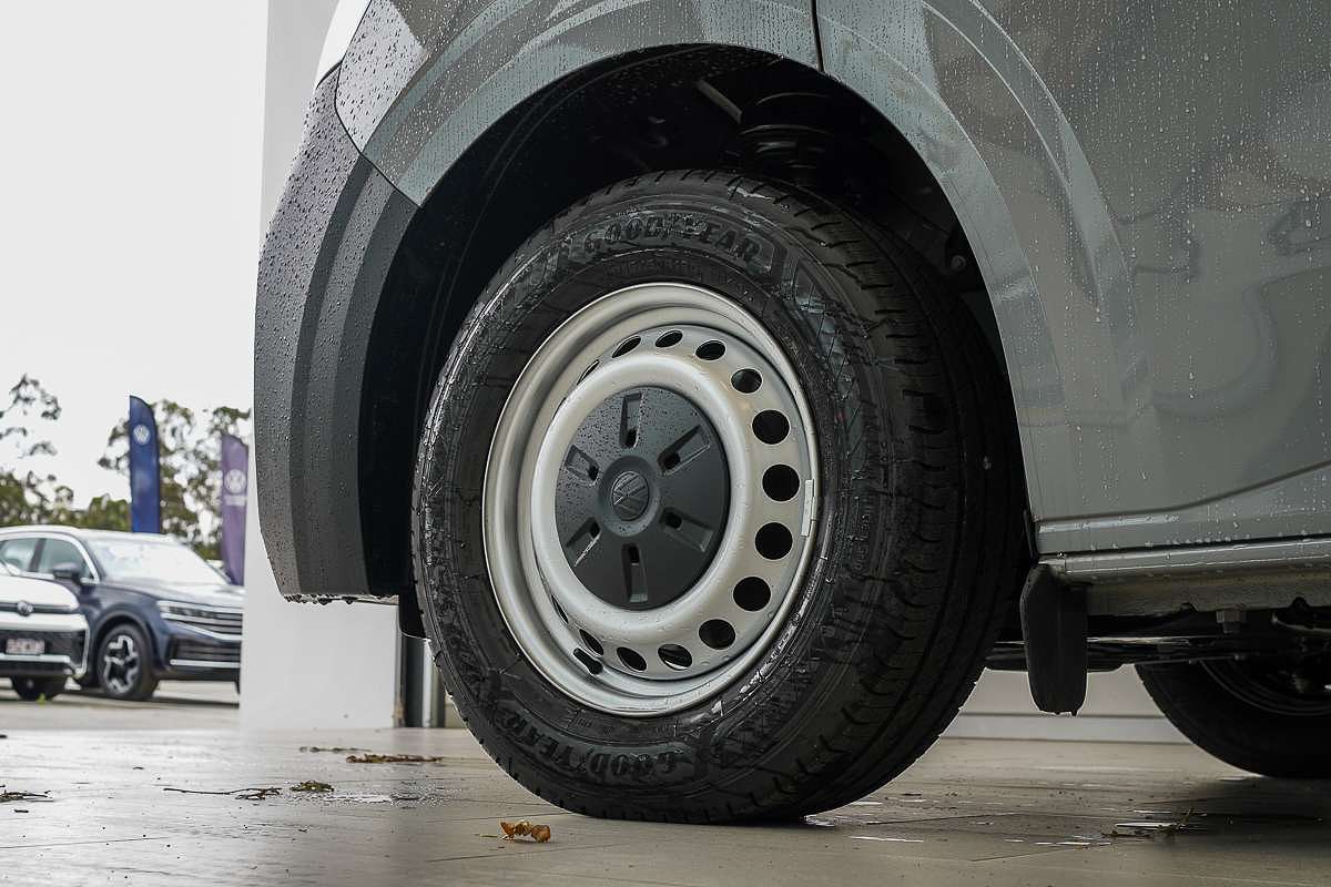 2025 Volkswagen Transporter TDI 125kW NSN SWB Low Roof