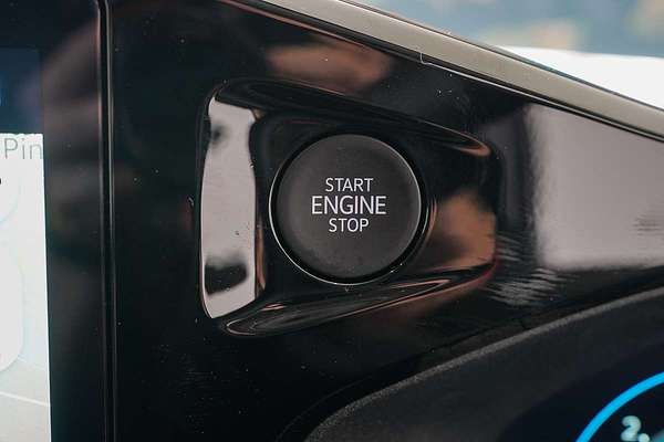 2025 Volkswagen Transporter TDI 125kW NSN SWB Low Roof