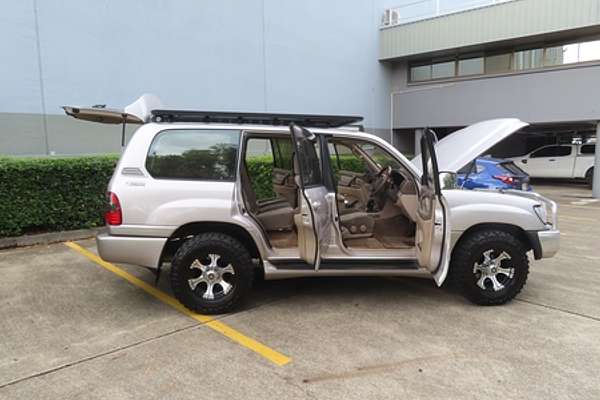 1998 Toyota Landcruiser Sahara HDJ80R