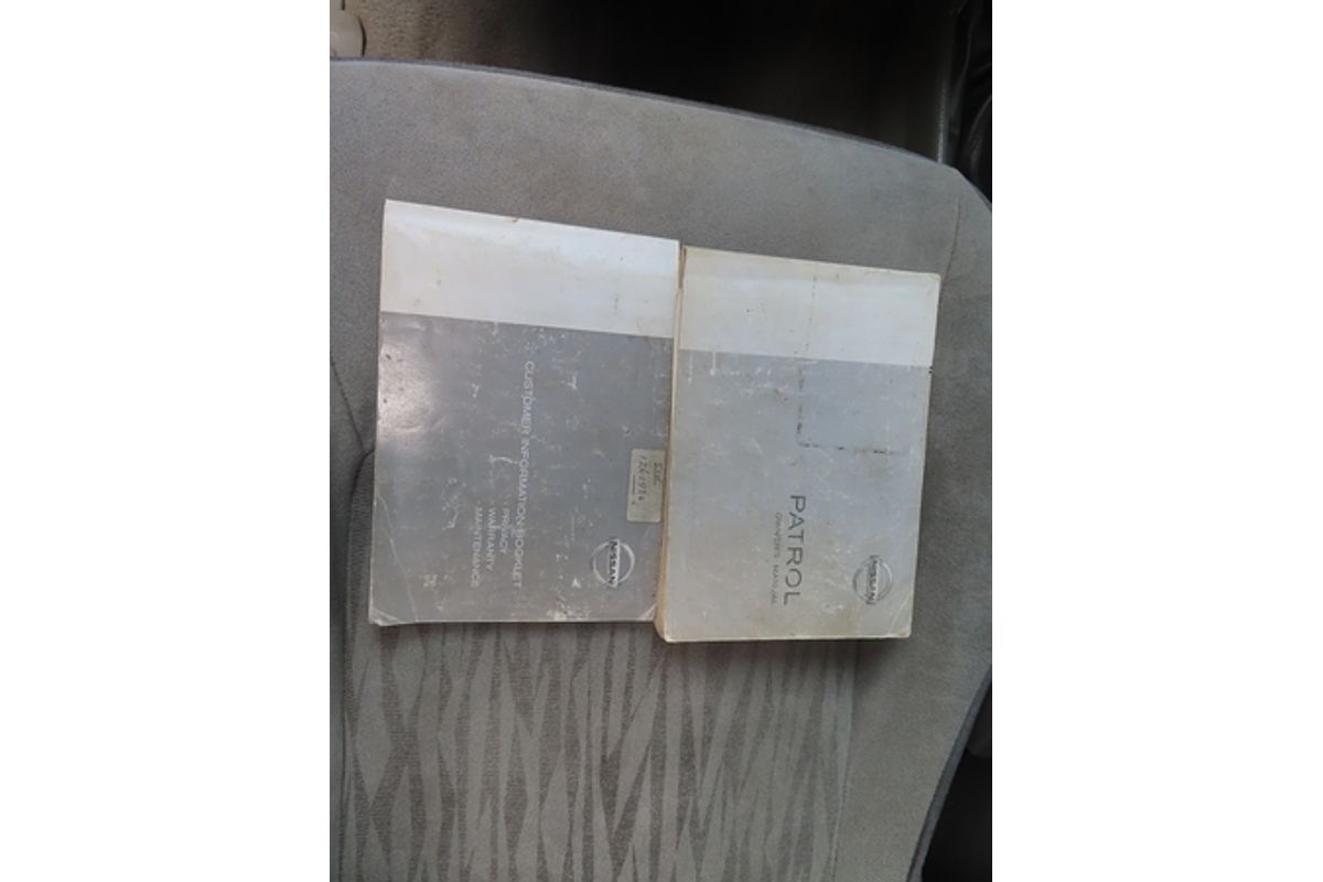 2002 Nissan Patrol ST GU III