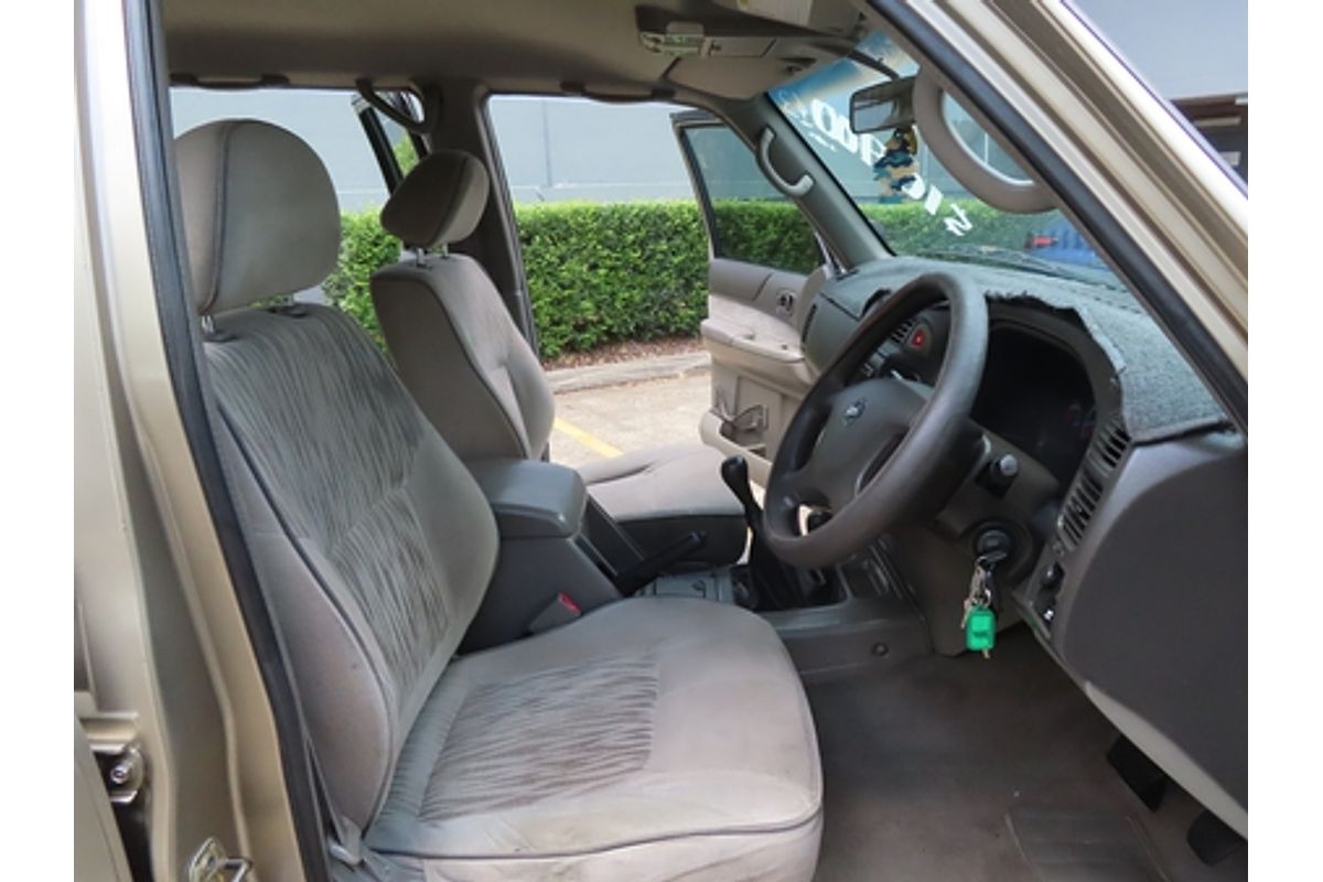 2002 Nissan Patrol ST GU III