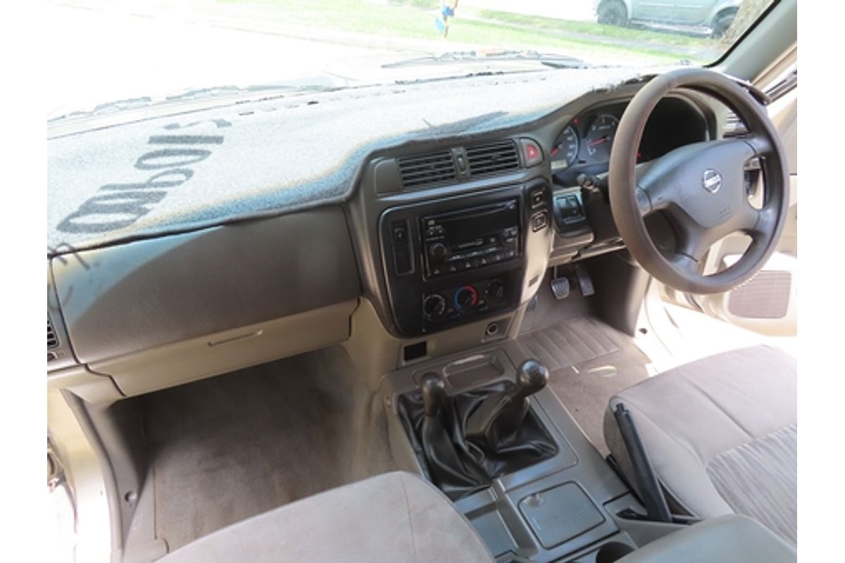 2002 Nissan Patrol ST GU III