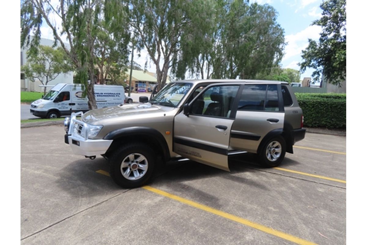 2002 Nissan Patrol ST GU III