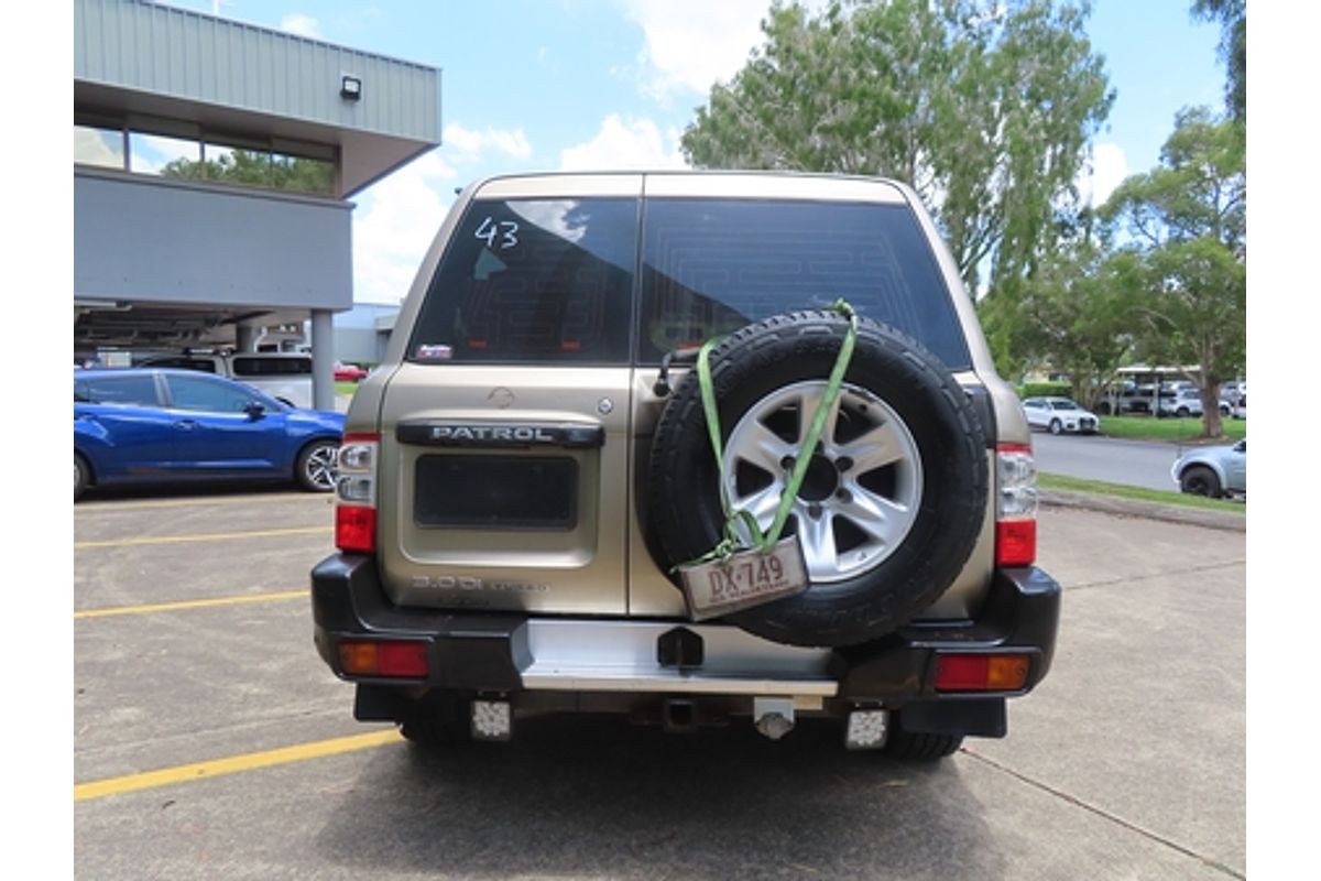 2002 Nissan Patrol ST GU III