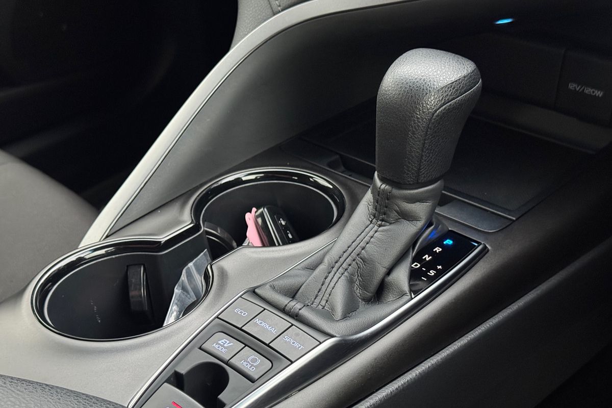 2024 Toyota Camry Ascent AXVH70R