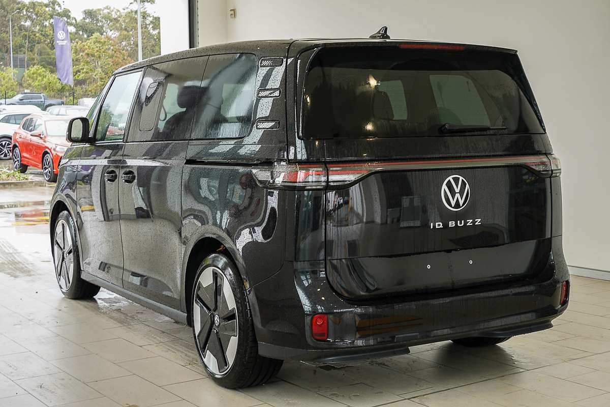 2025 Volkswagen ID. Buzz Pro BEV560 EB SWB