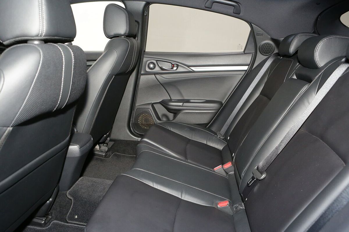 2018 Honda Civic VTi-LX 10th Gen