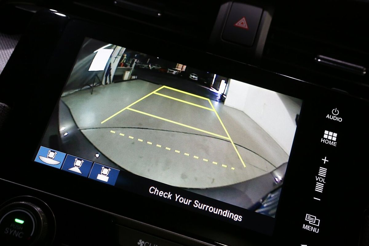 2018 Honda Civic VTi-LX 10th Gen