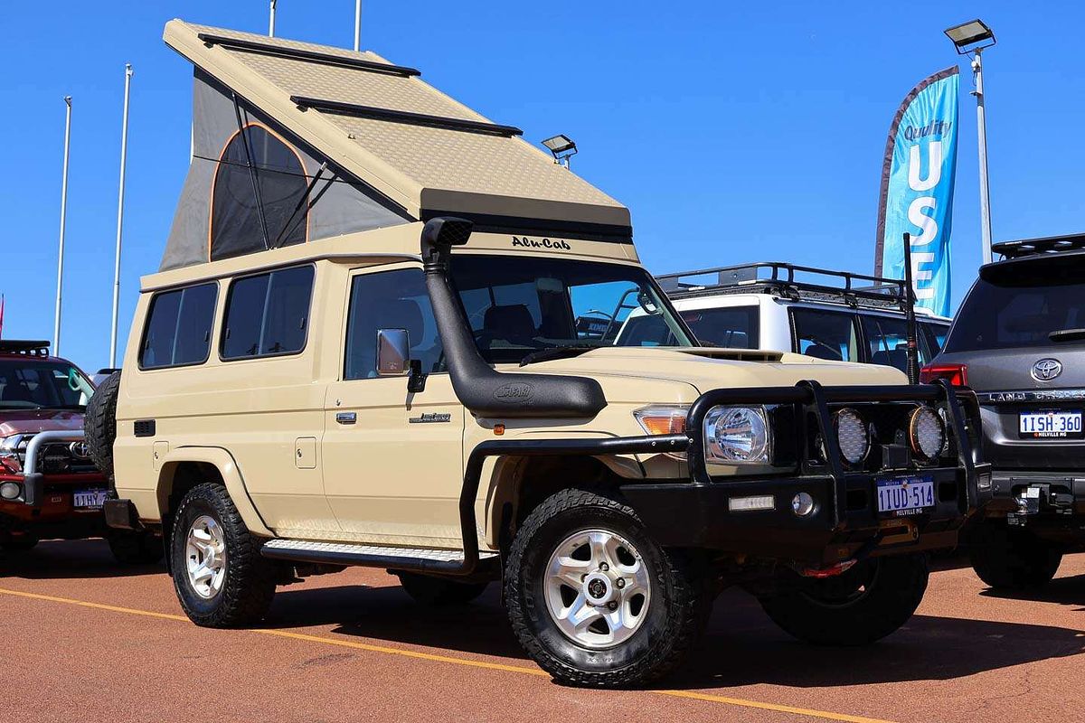 2022 Toyota Landcruiser GXL Troopcarrier VDJ78R