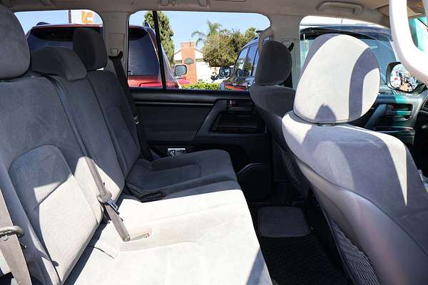 2017 Toyota Landcruiser GXL VDJ200R