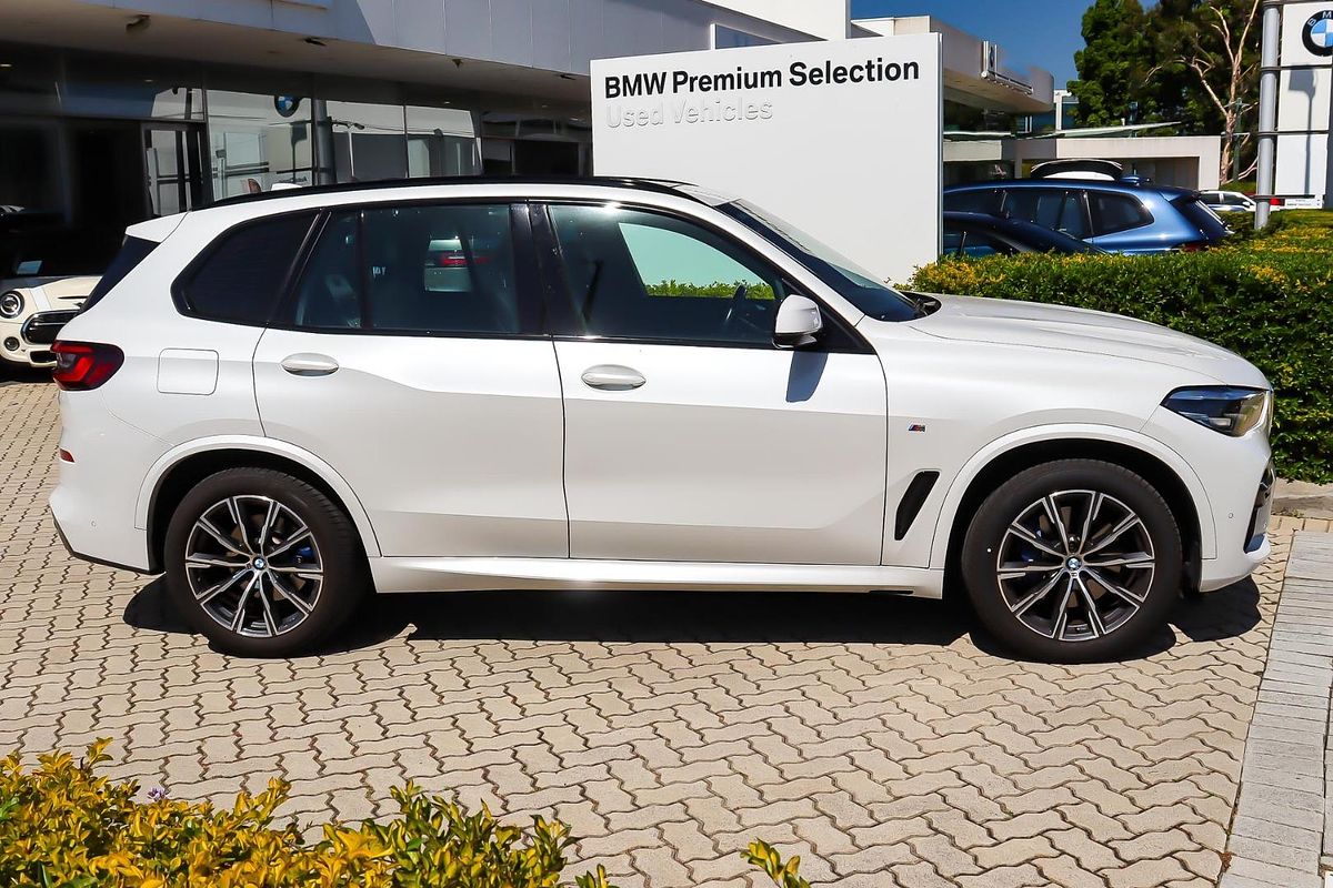 2022 BMW X5 xDrive30d M Sport G05