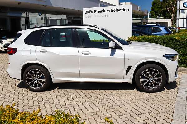 2022 BMW X5 xDrive30d M Sport G05