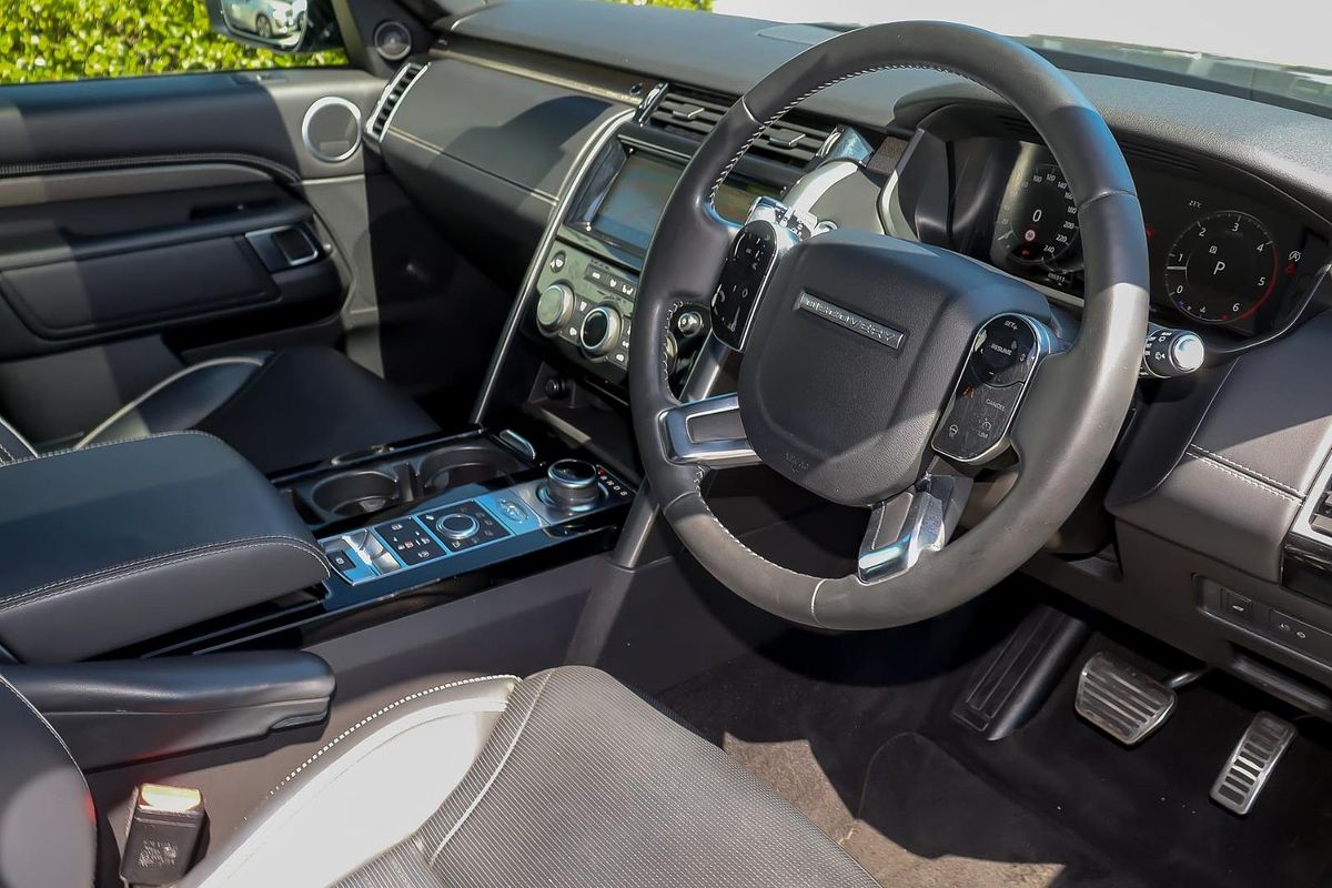 2020 Land Rover Discovery SD6 HSE Series 5