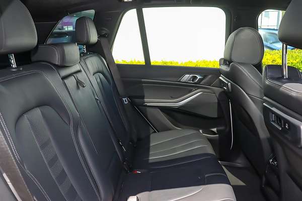 2022 BMW X5 xDrive30d M Sport G05