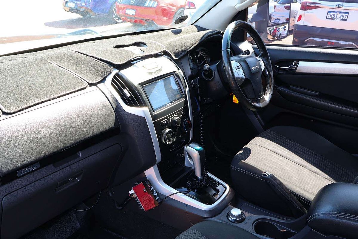 2017 Isuzu MU-X LS-M