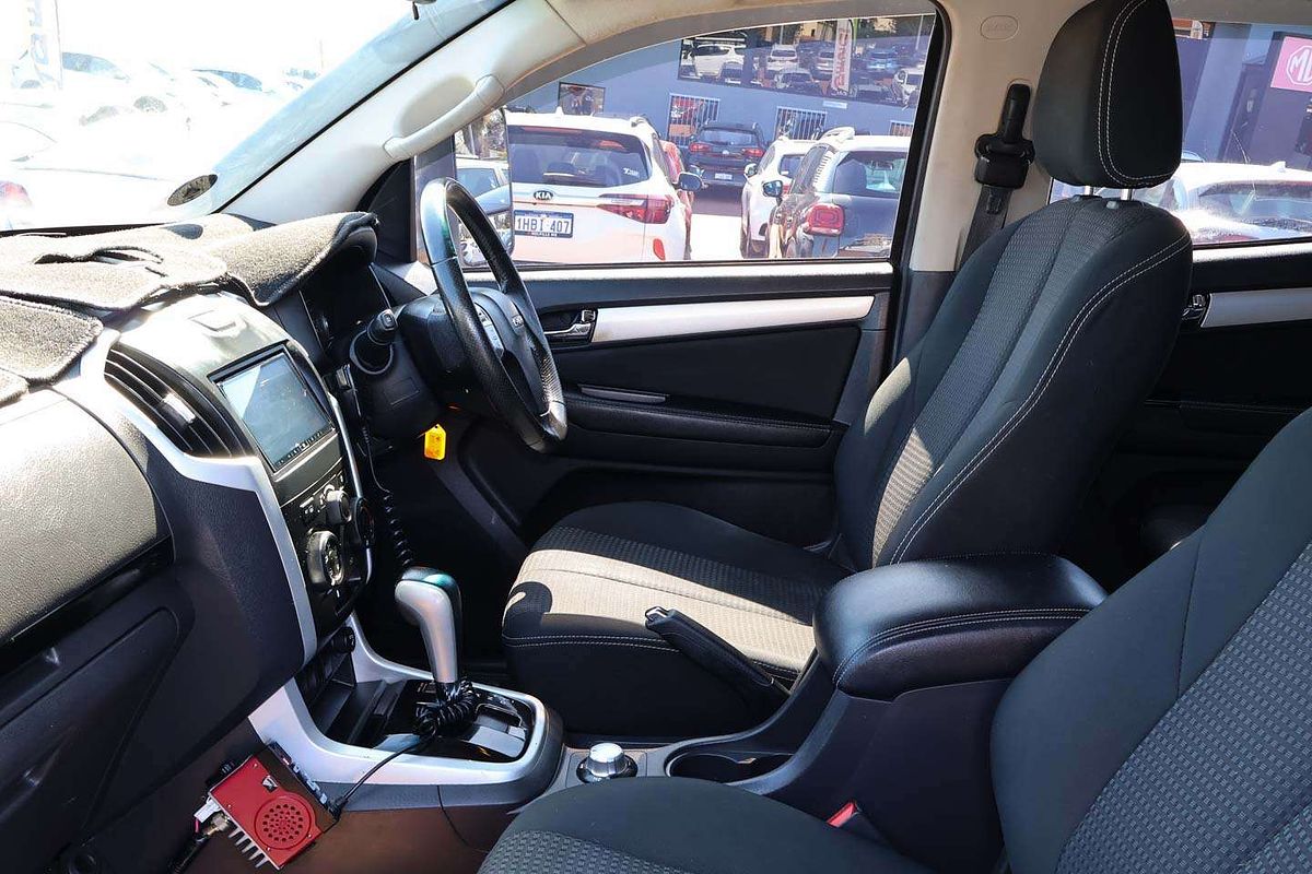 2017 Isuzu MU-X LS-M