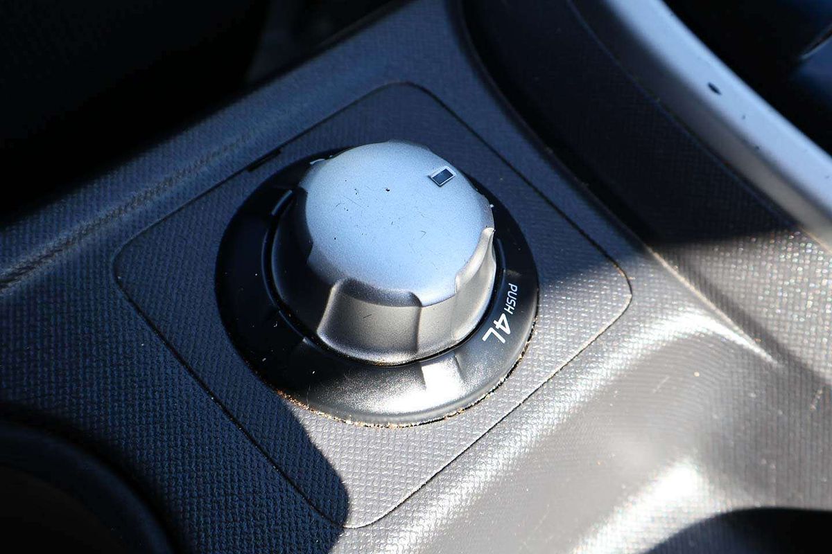 2017 Isuzu MU-X LS-M