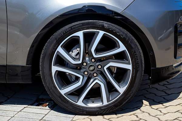 2020 Land Rover Discovery SD6 HSE Series 5