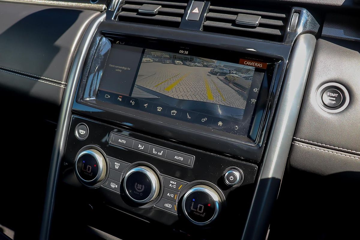 2020 Land Rover Discovery SD6 HSE Series 5