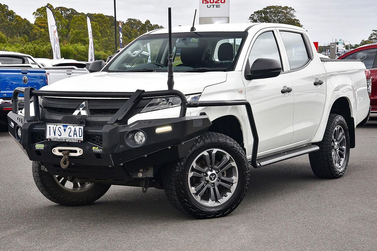 2019 Mitsubishi Triton GLX MR 4X4