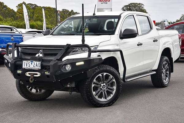 2019 Mitsubishi Triton GLX MR 4X4