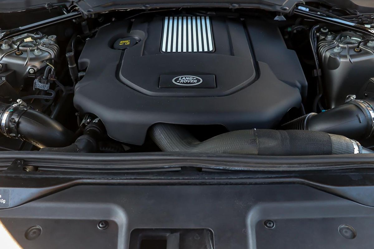 2020 Land Rover Discovery SD6 HSE Series 5