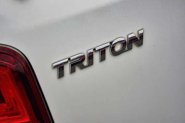 2019 Mitsubishi Triton GLX MR 4X4