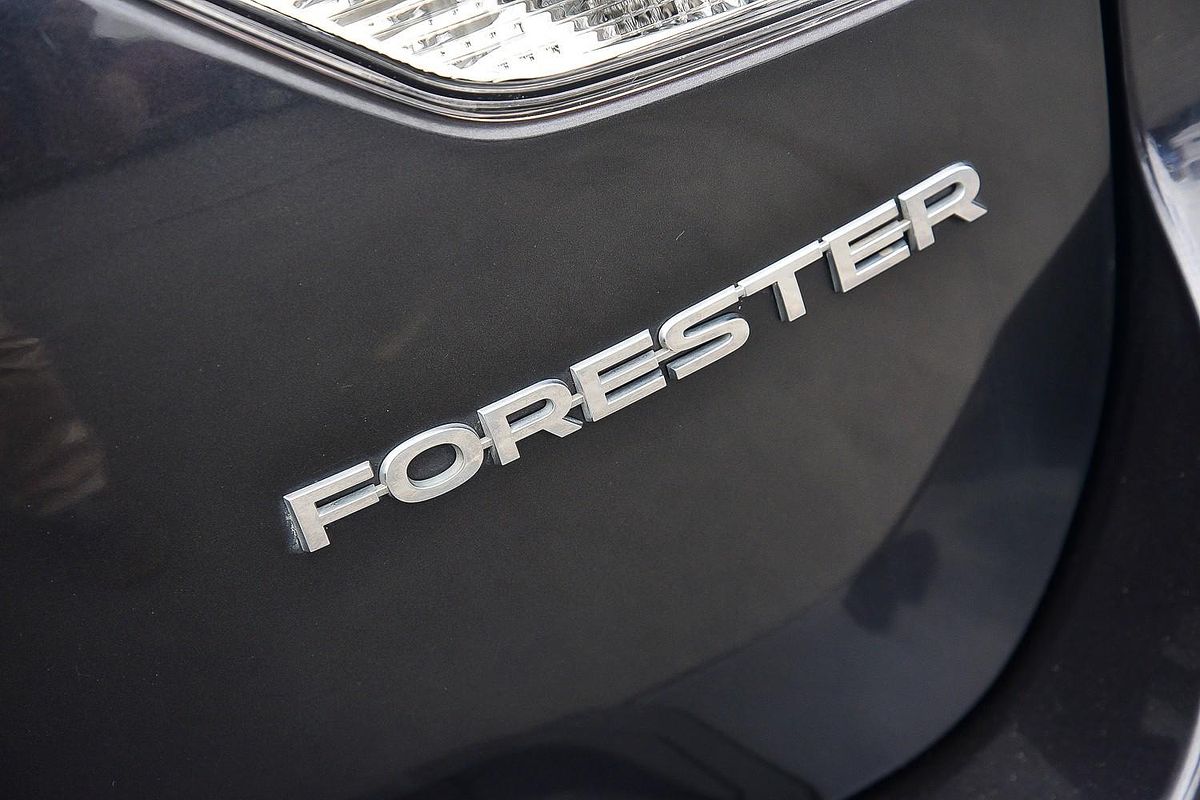 2019 Subaru Forester 2.5i-S S5