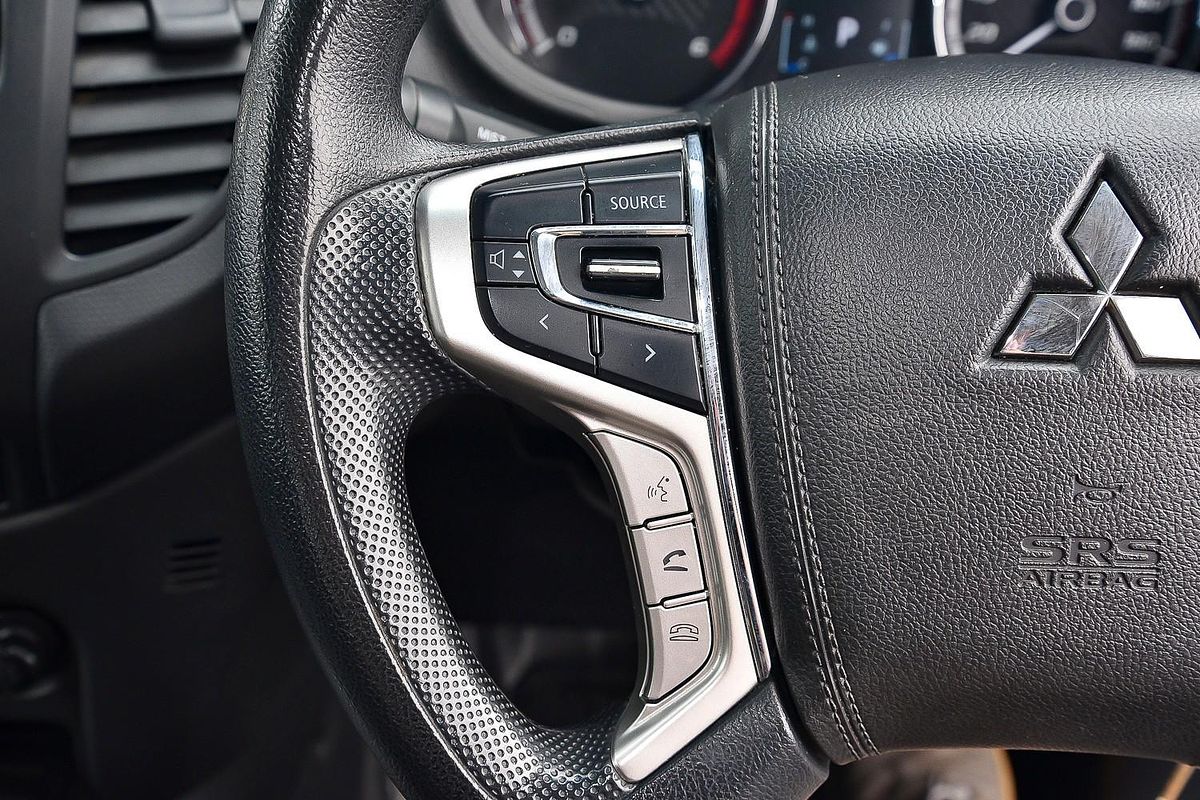 2019 Mitsubishi Triton GLX MR 4X4