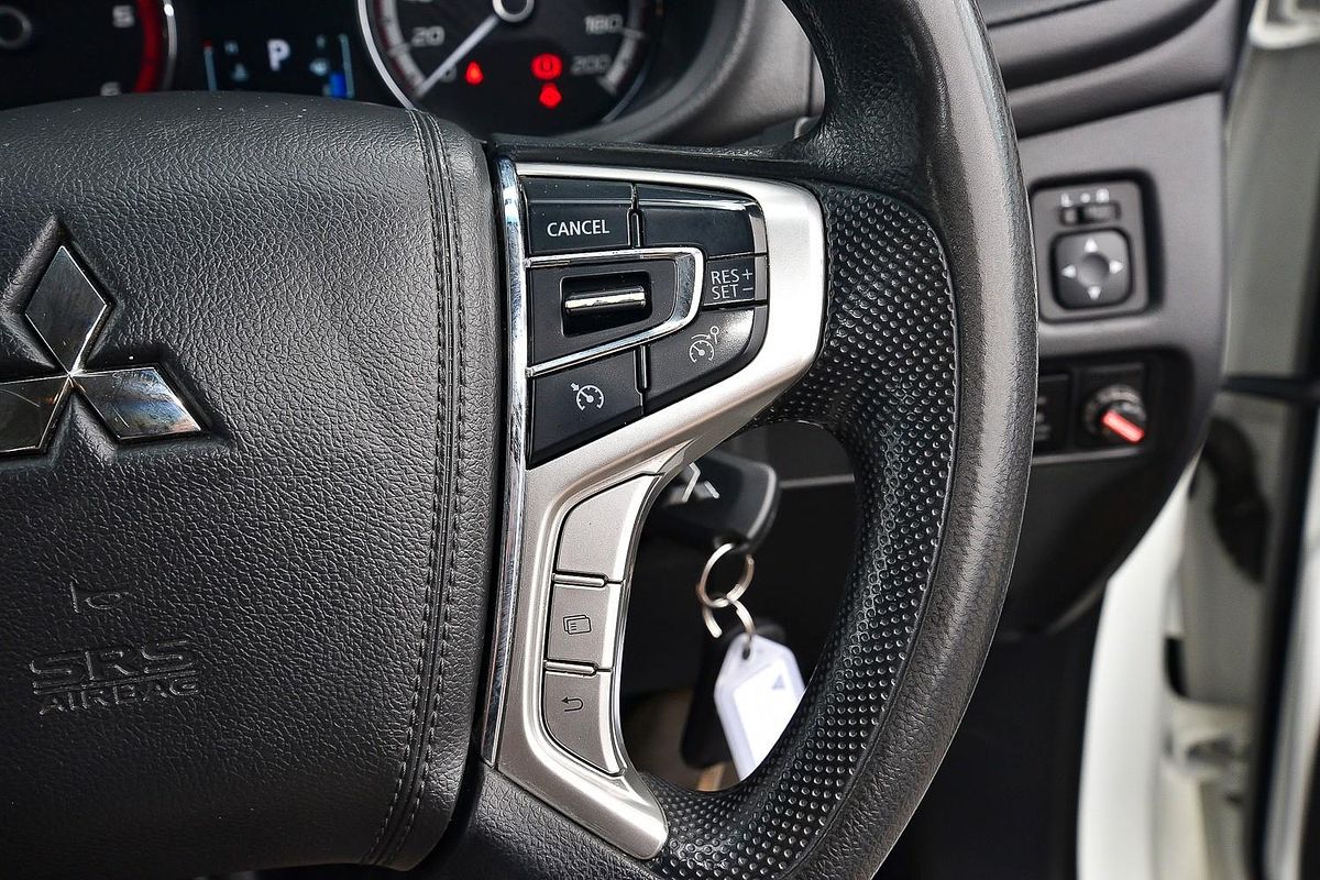 2019 Mitsubishi Triton GLX MR 4X4