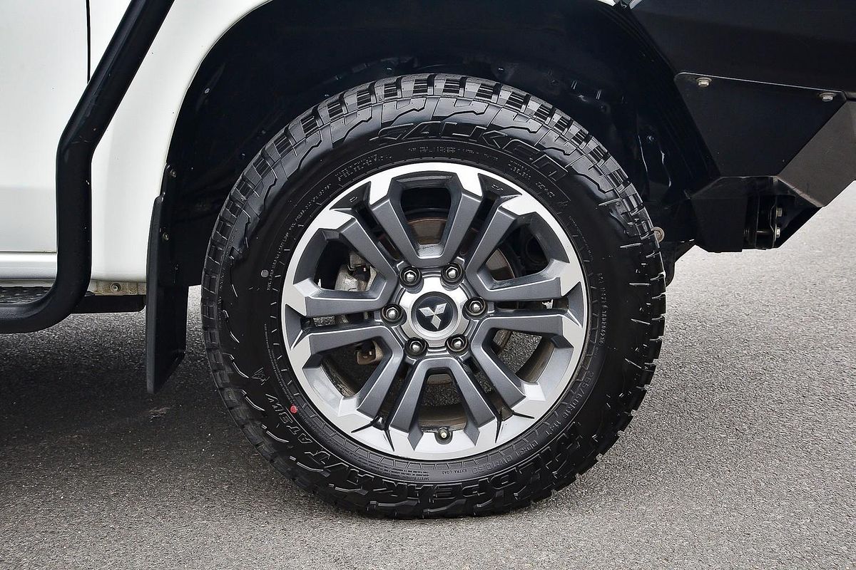 2019 Mitsubishi Triton GLX MR 4X4