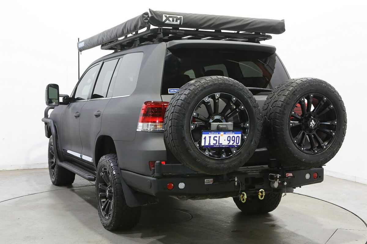 2019 Toyota Landcruiser Sahara VDJ200R