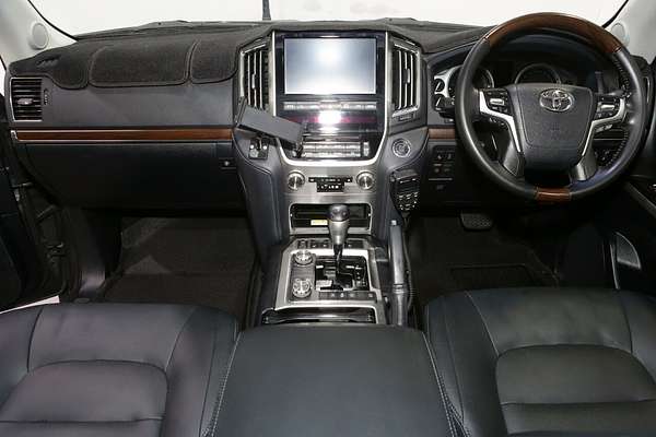 2019 Toyota Landcruiser Sahara VDJ200R