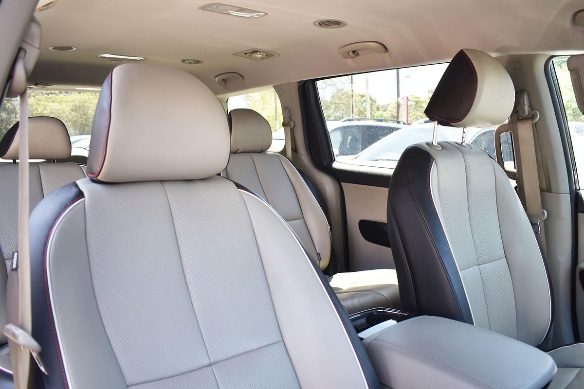 2020 Kia Carnival SLi YP