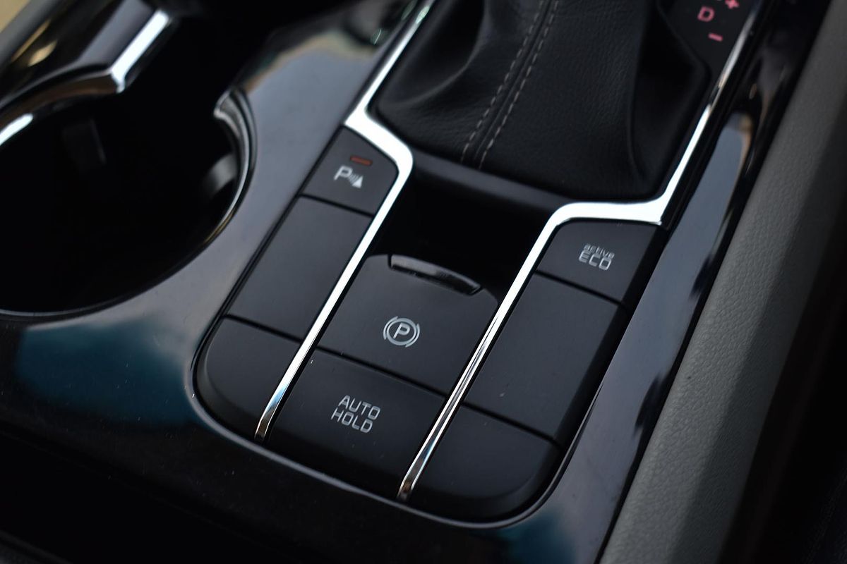 2020 Kia Carnival SLi YP