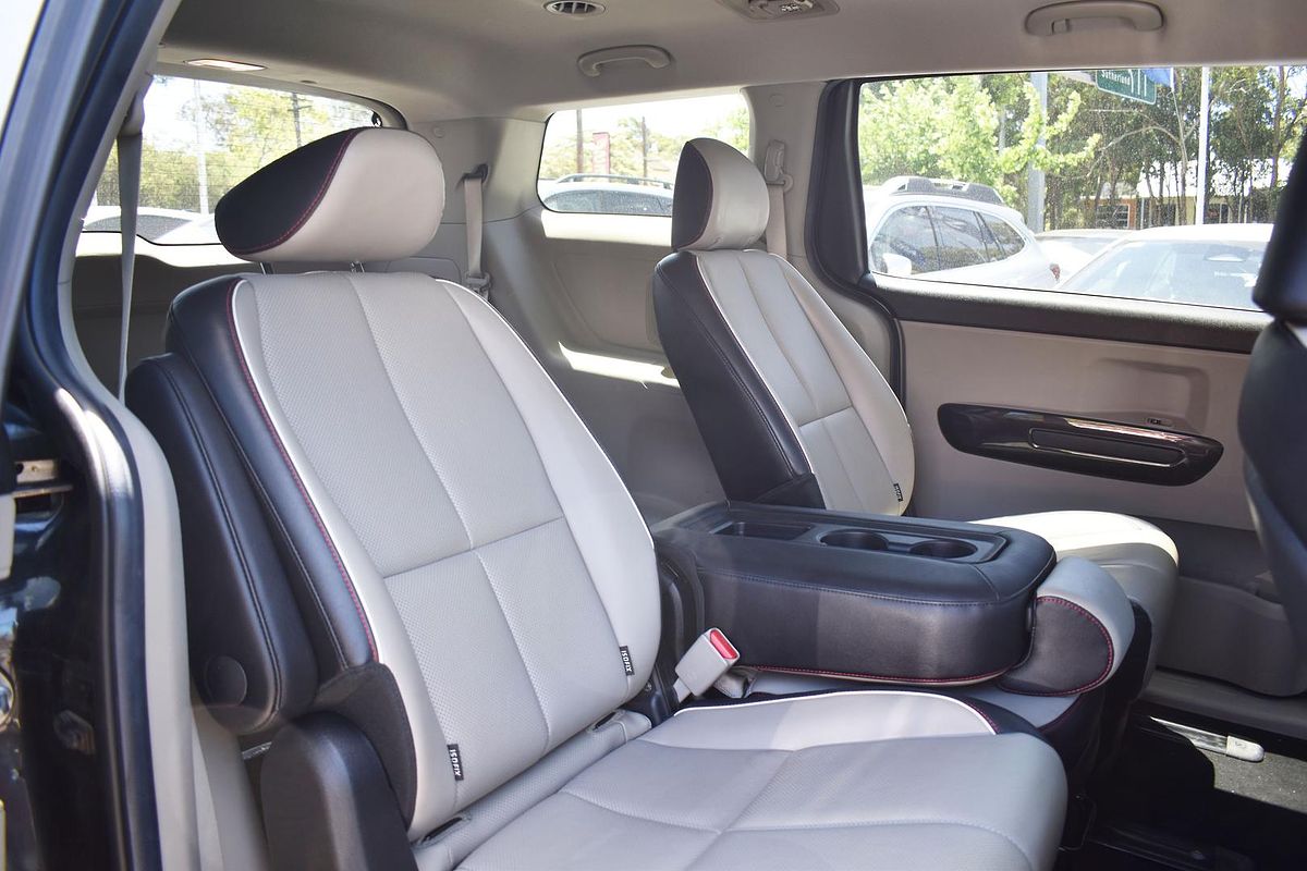 2020 Kia Carnival SLi YP