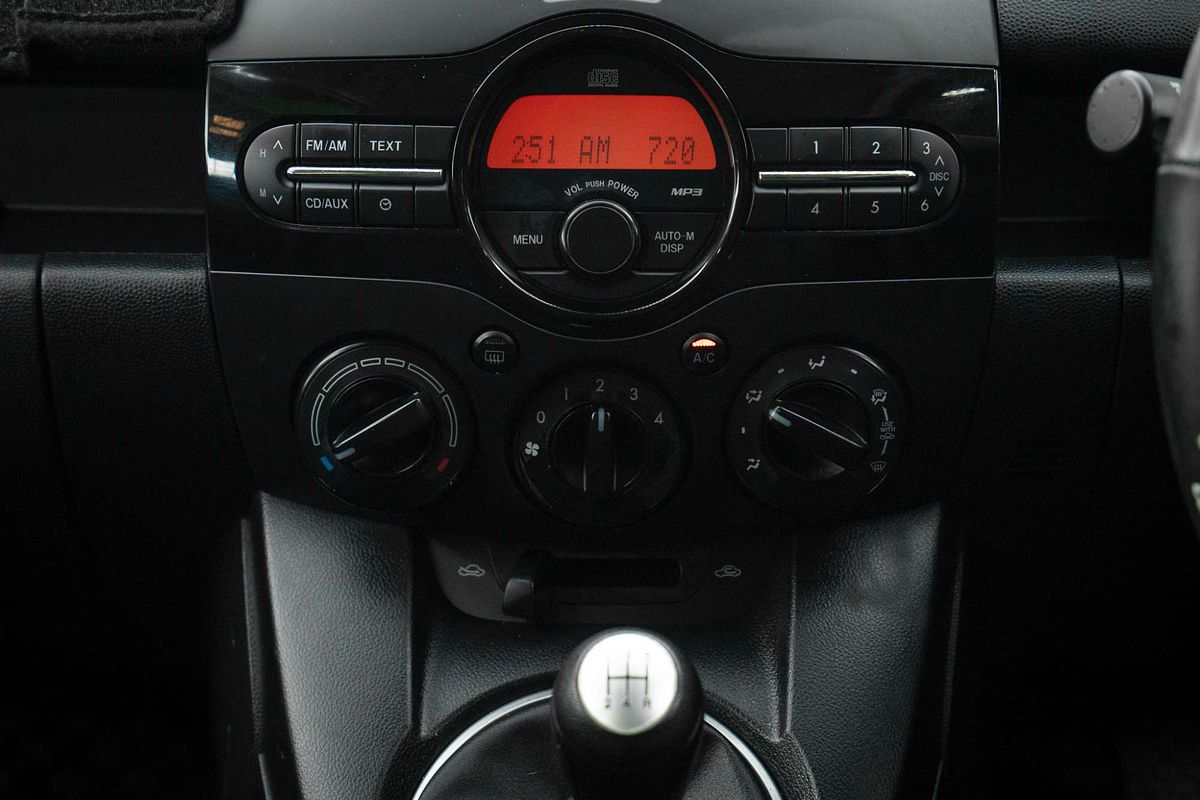 2011 Mazda 2 Neo DE Series 1