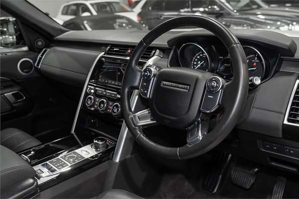 2017 Land Rover Discovery TD6 HSE Series 5